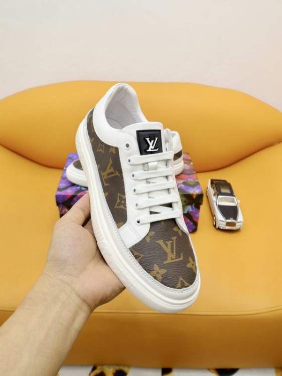 Picture of Louis Vuitton Shoes _SKULVsz38-44mnf020515246